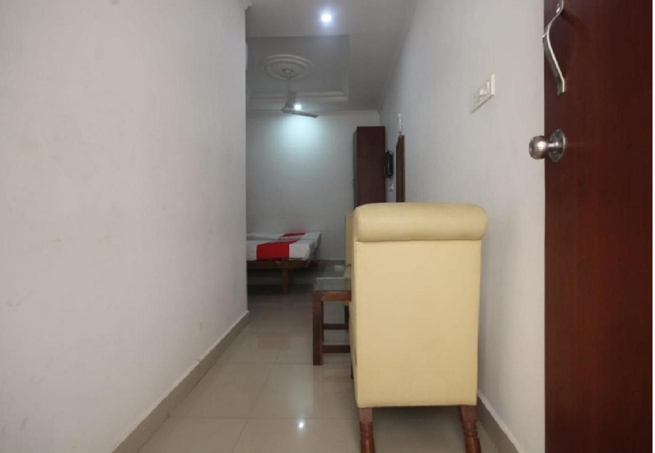 Hotel Jayaram 치담바람 외부 사진