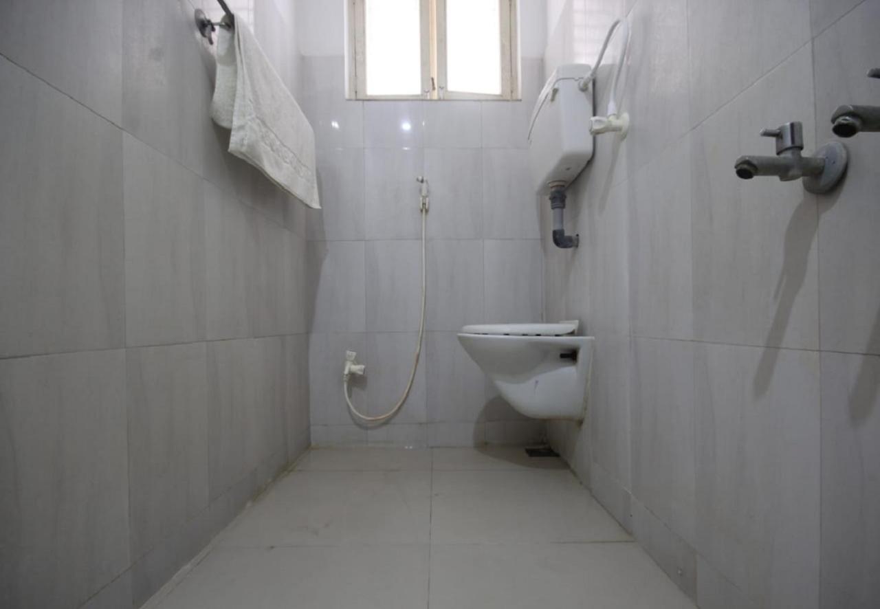 Hotel Jayaram 치담바람 외부 사진