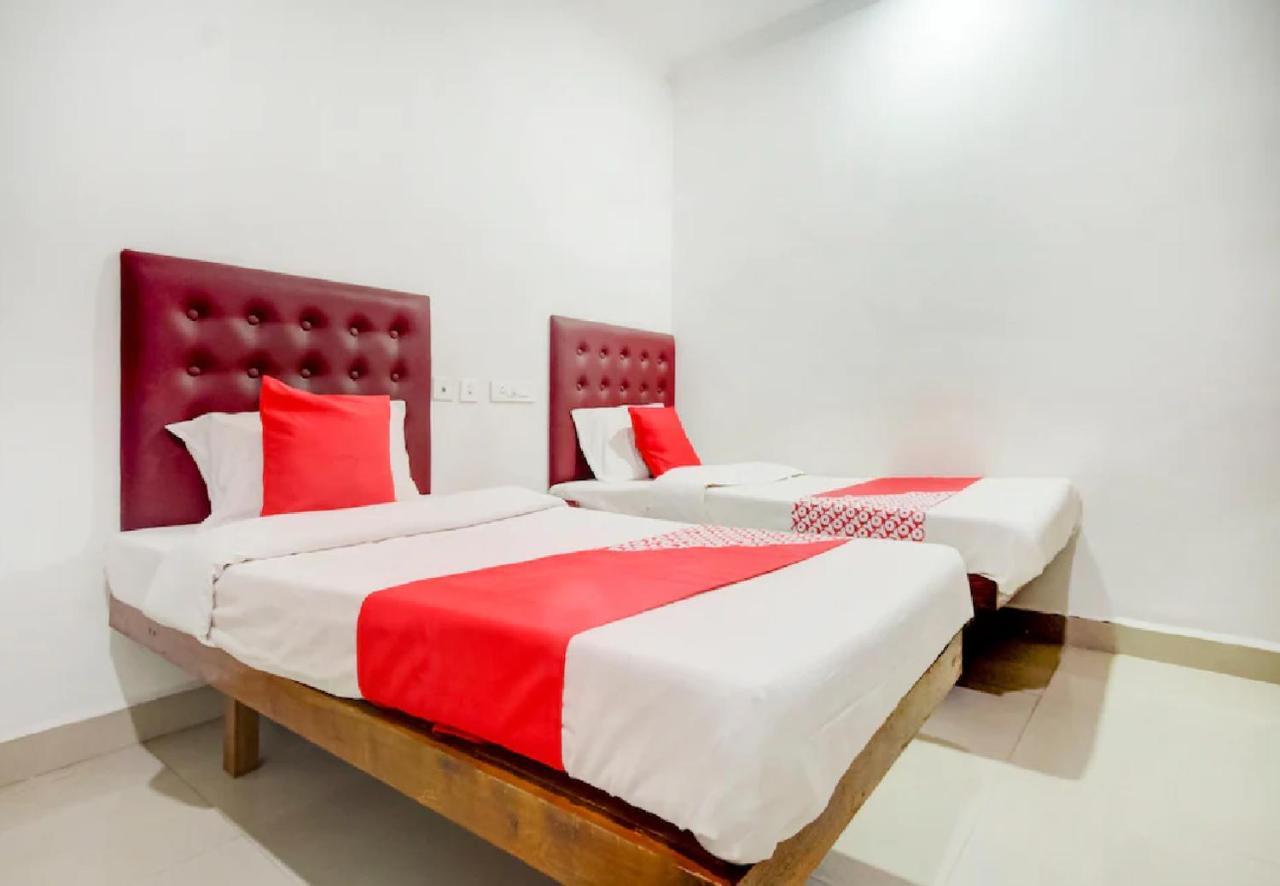 Hotel Jayaram 치담바람 외부 사진