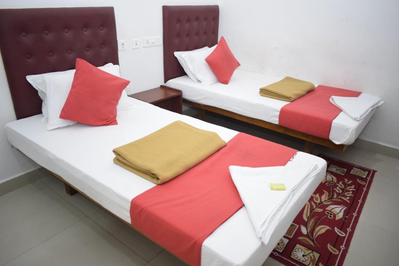 Hotel Jayaram 치담바람 외부 사진